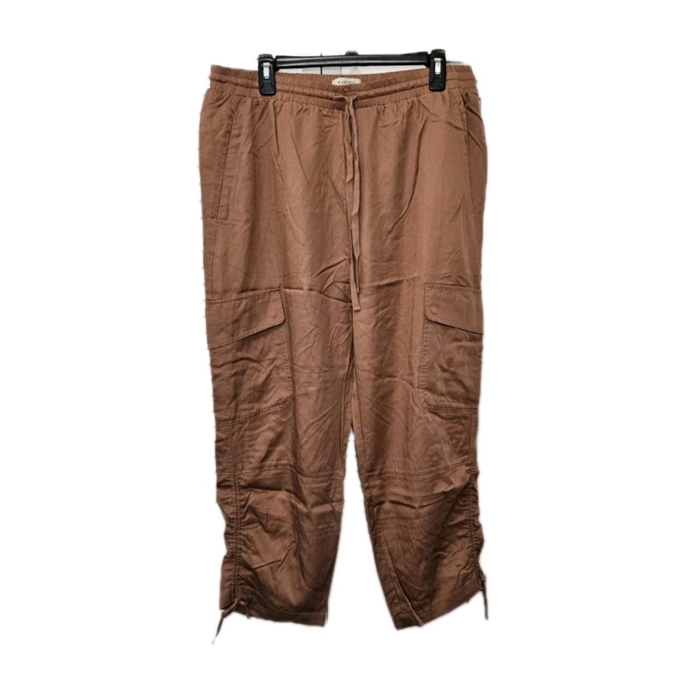 Martha Stewart Taupe Cargo Capris with Drawstring Hem